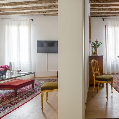 Miracoli Apartment With View On The Canal R&R Venice Exterior photo