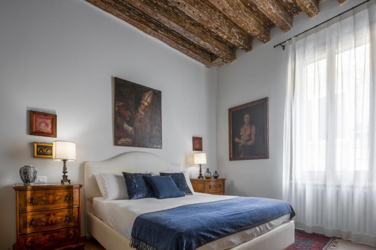 Miracoli Apartment With View On The Canal R&R Venice Exterior photo