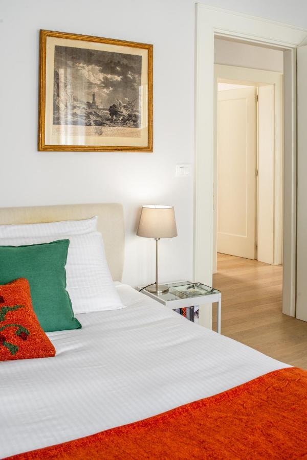 Miracoli Apartment With View On The Canal R&R Venice Exterior photo