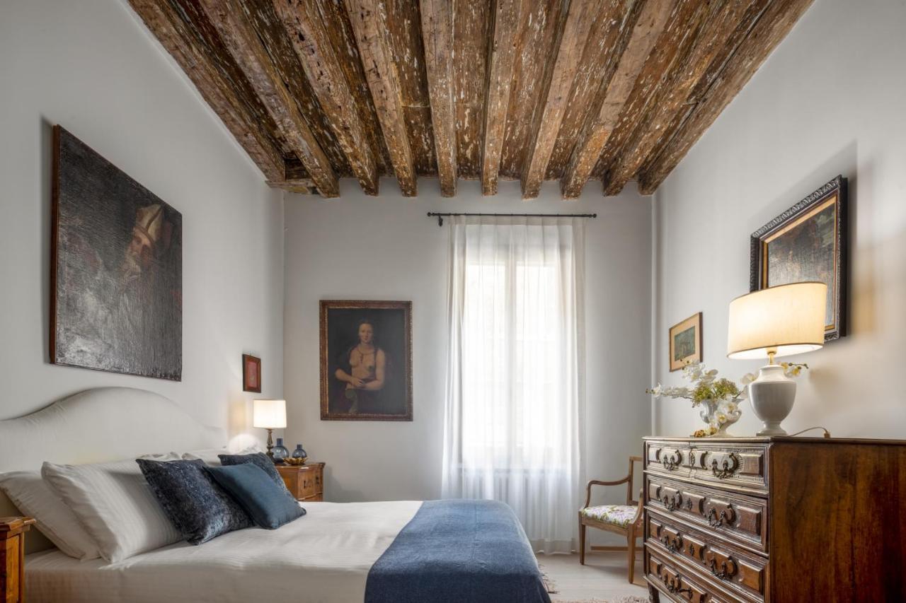 Miracoli Apartment With View On The Canal R&R Venice Exterior photo