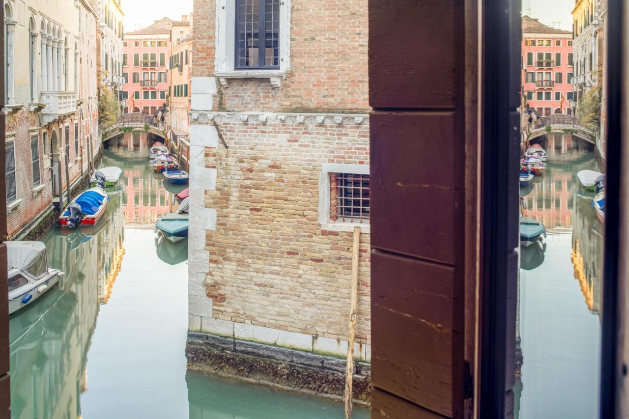 Miracoli Apartment With View On The Canal R&R Venice Exterior photo