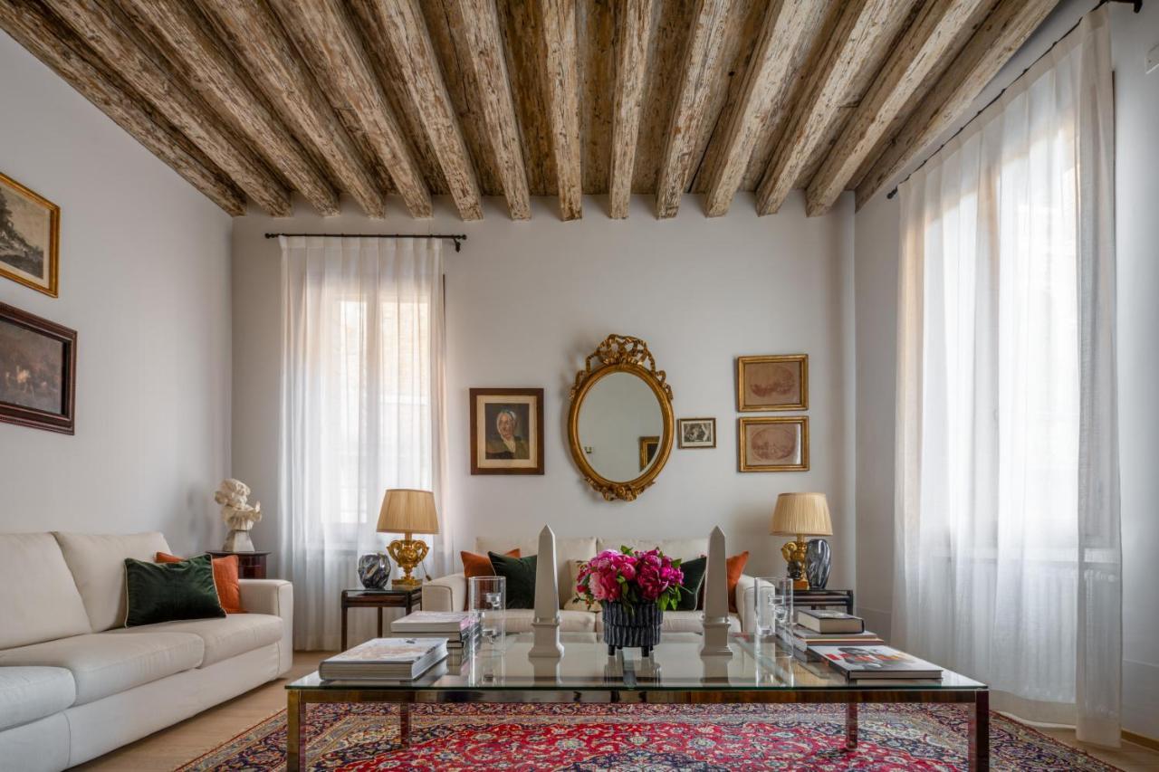Miracoli Apartment With View On The Canal R&R Venice Exterior photo