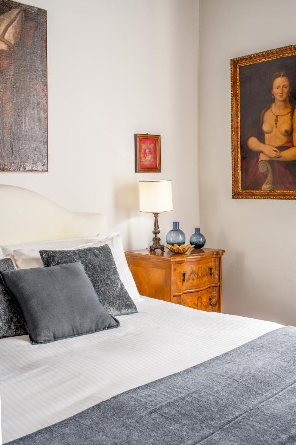 Miracoli Apartment With View On The Canal R&R Venice Exterior photo